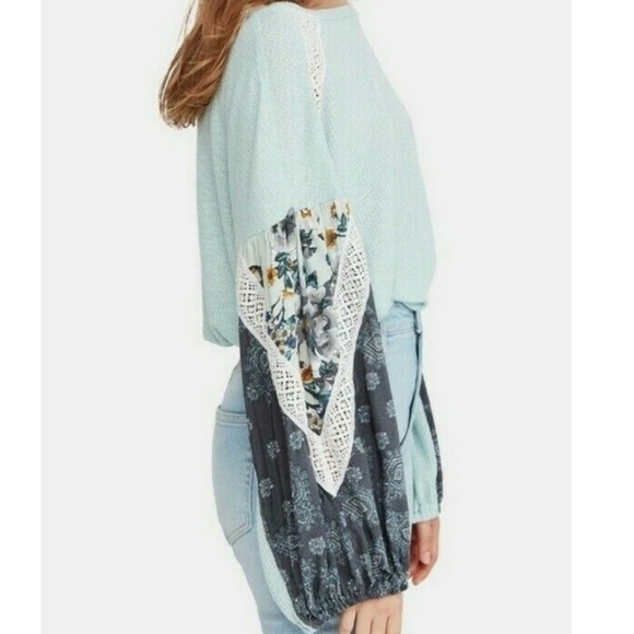 Free People / Balloon Sleeve Top - Picture 3 of 5